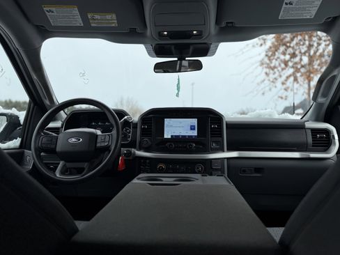 Used 2022 Ford F150 XLT w/ Trailer Tow Package image 2