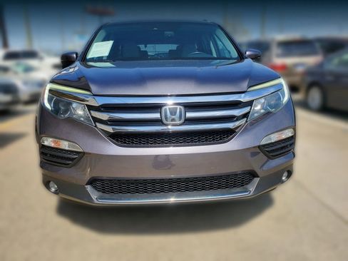 Used 2017 Honda Pilot Touring image 17