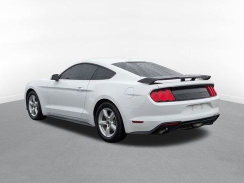 Used 2019 Ford Mustang Coupe image 4