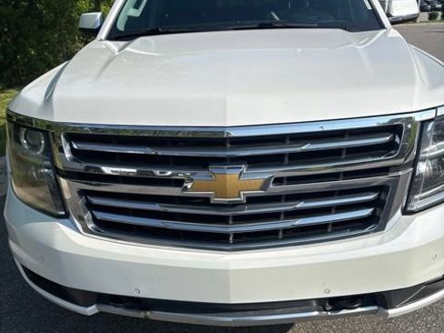 Used 2018 Chevrolet Tahoe LT AWD/4WD image 13