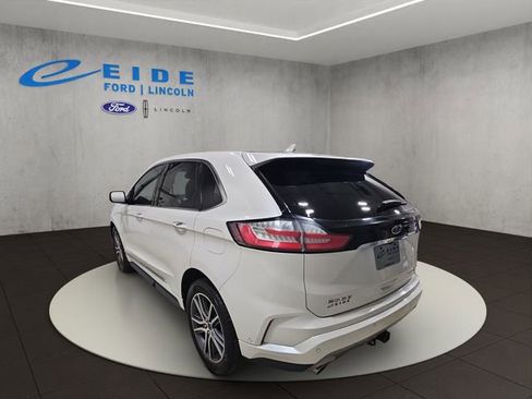 Certified 2019 Ford Edge Titanium w/ Equipment Group 301A AWD/4WD image 10