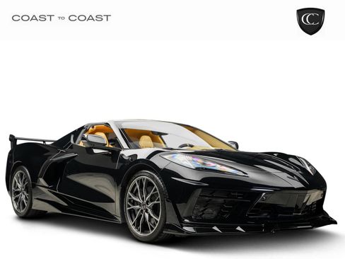 Used 2023 Chevrolet Corvette Stingray Premium Cpe w/ Z51 Performance Package RWD image 1