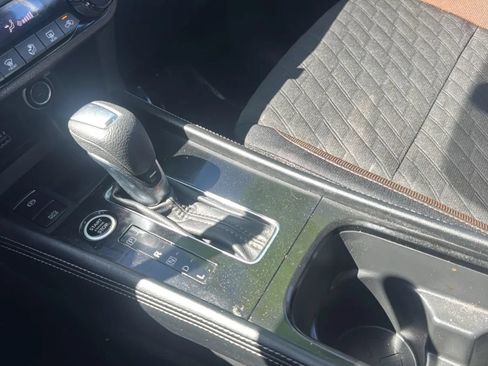 Used 2024 Nissan Kicks SR FWD image 14