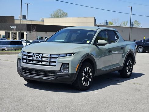 Certified 2026 Hyundai Santa Cruz SE AWD/4WD image 2