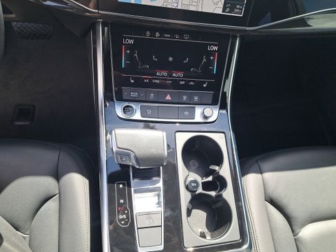 Used 2022 Audi Q7 2.0T Premium image 23
