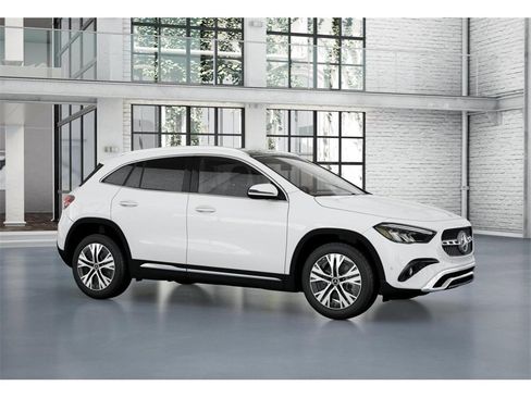 New 2026 Mercedes-Benz GLA 250 4MATIC image 13