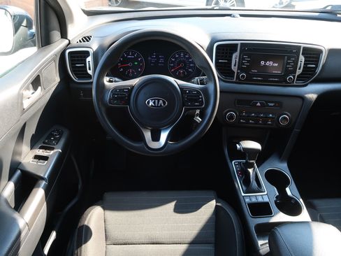 Used 2018 Kia Sportage LX AWD/4WD image 13