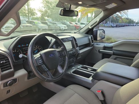 Used 2017 Ford F150 XLT w/ Equipment Group 302A Luxury image 12