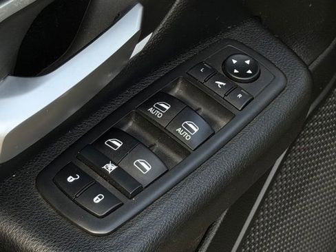 Used 2020 RAM 1500 Big Horn AWD/4WD image 21