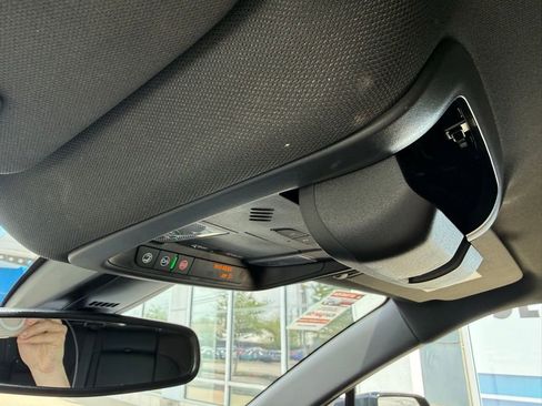 Used 2025 Chevrolet Blazer RS FWD image 27