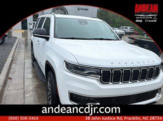 Used 2024 Jeep Wagoneer 4WD w/ Premium Group I video 1
