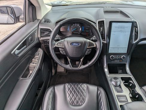 Used 2024 Ford Edge Titanium AWD/4WD image 18