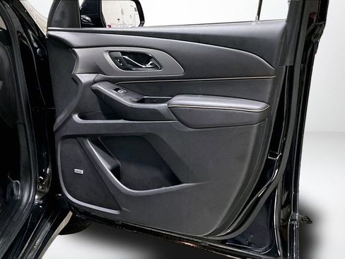 Used 2019 Chevrolet Traverse RS image 29