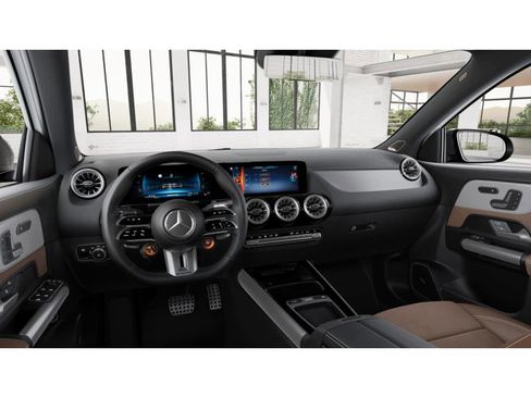 New 2025 Mercedes-Benz GLA 35 AMG 4MATIC image 3