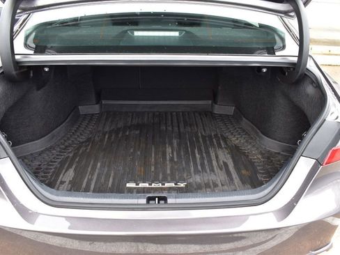 Used 2023 Toyota Camry SE image 39