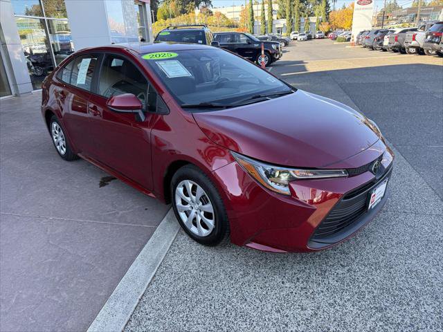 Certified 2025 Toyota Corolla LE FWD image 9