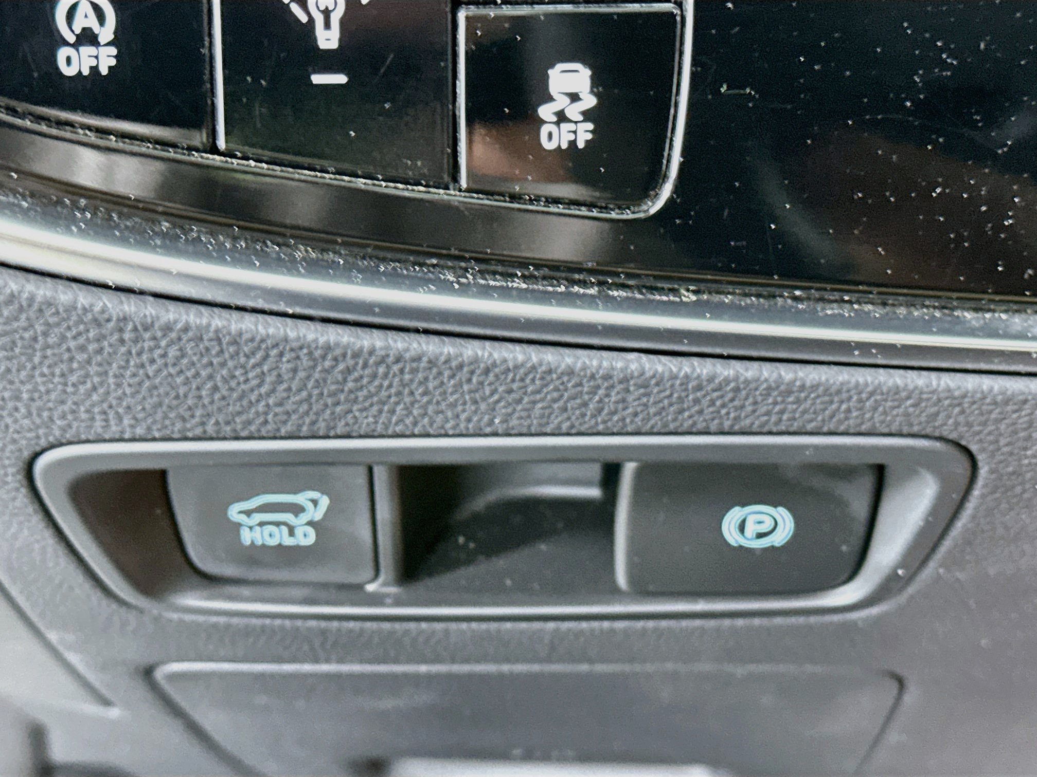 Used 2025 Genesis GV70 2.5T AWD/4WD image 17