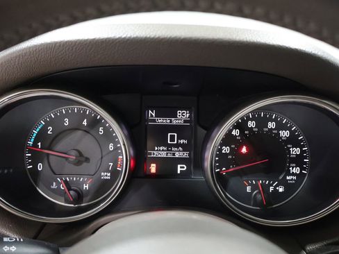 Used 2011 Jeep Grand Cherokee Laredo AWD/4WD image 33