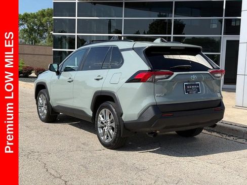 Used 2022 Toyota RAV4 XLE Premium FWD image 5