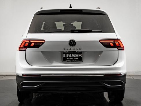 Used 2024 Volkswagen Tiguan S image 7