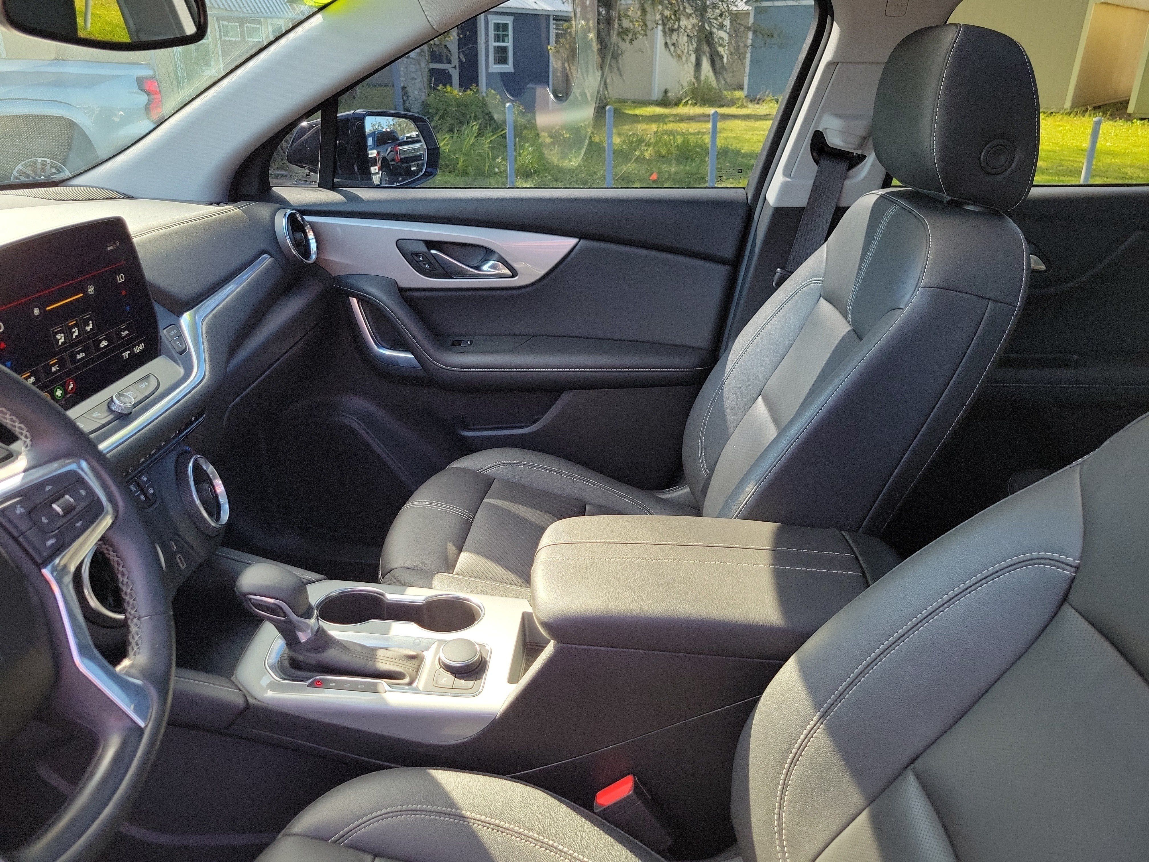 Used 2023 Chevrolet Blazer LT w/ Midnight/Sport Edition FWD image 12