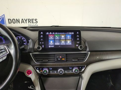 Used 2020 Honda Accord Touring image 21