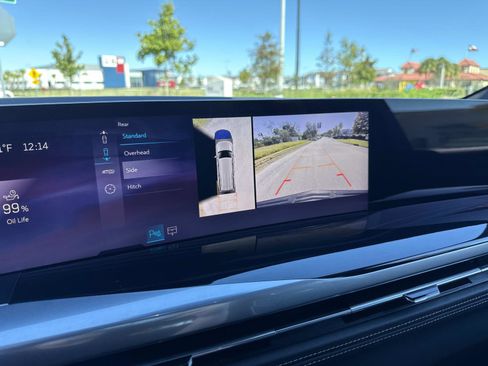 Used 2025 Cadillac Escalade ESV Sport image 27