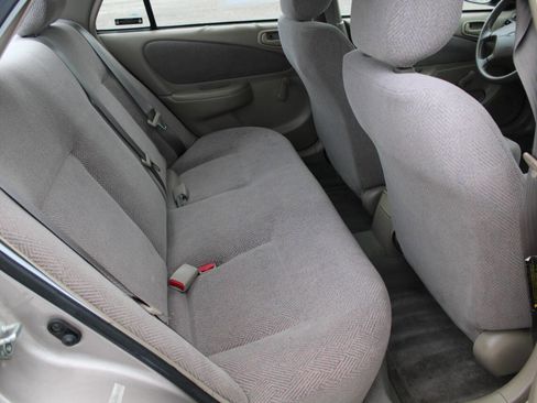 Used 2001 Chevrolet Prizm w/ Preferred Equipment Group 3 image 6