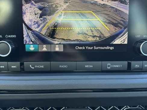 Used 2023 Honda Accord EX image 19