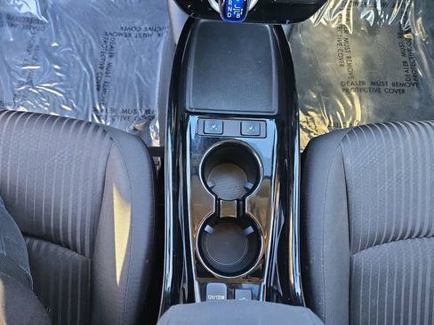 Used 2022 Toyota Prius Prime LE image 13