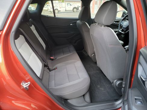 Used 2024 Chevrolet Trax RS w/ Driver Confidence Package image 14