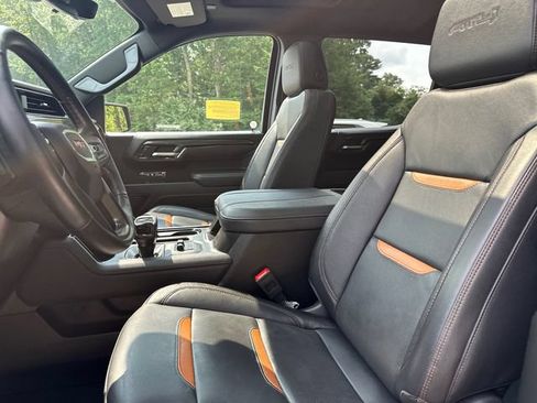 Used 2025 GMC Sierra 1500 AT4 w/ Technology Package AWD/4WD image 38