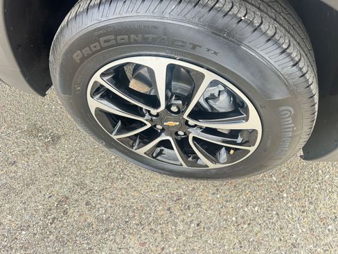 Used 2025 Chevrolet TrailBlazer LT image 30