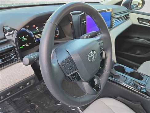 Used 2026 Toyota Camry XLE FWD image 10