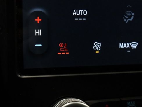 Certified 2022 Ford Edge SEL w/ Convenience Package image 4