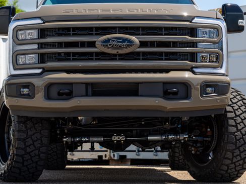 Used 2026 Ford F250 Lariat w/ Lariat Ultimate Package AWD/4WD image 11