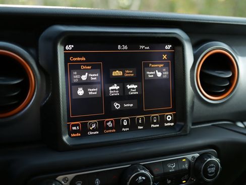 Used 2023 Jeep Gladiator Mojave w/ LED Lighting Group image 13