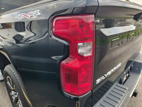 Used 2023 Chevrolet Silverado 1500 LT w/ Protection Package AWD/4WD image 7
