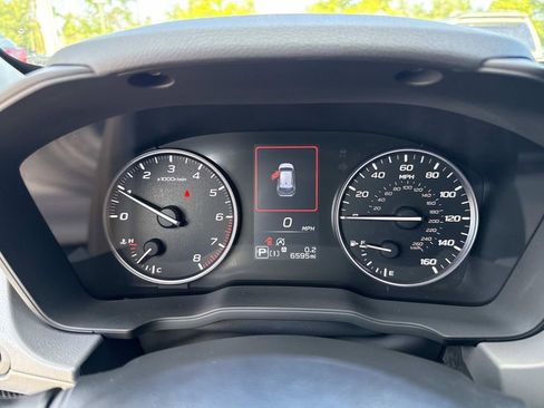 Certified 2025 Subaru Crosstrek 2.0i Premium AWD/4WD image 37
