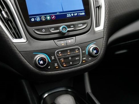 Used 2024 Chevrolet Malibu LT image 5