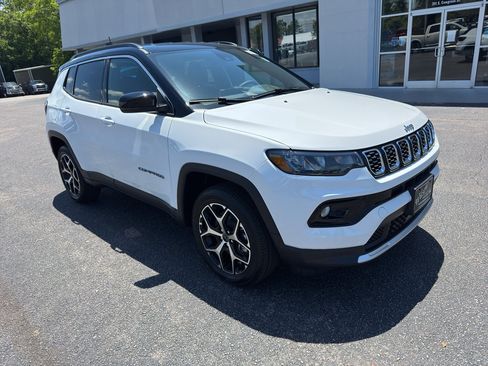 New 2026 Jeep Compass Limited AWD/4WD image 3