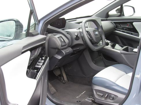Used 2025 Subaru Solterra AWD/4WD image 11