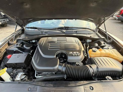 Used 2017 Dodge Charger SXT w/ AWD Premium Group image 24