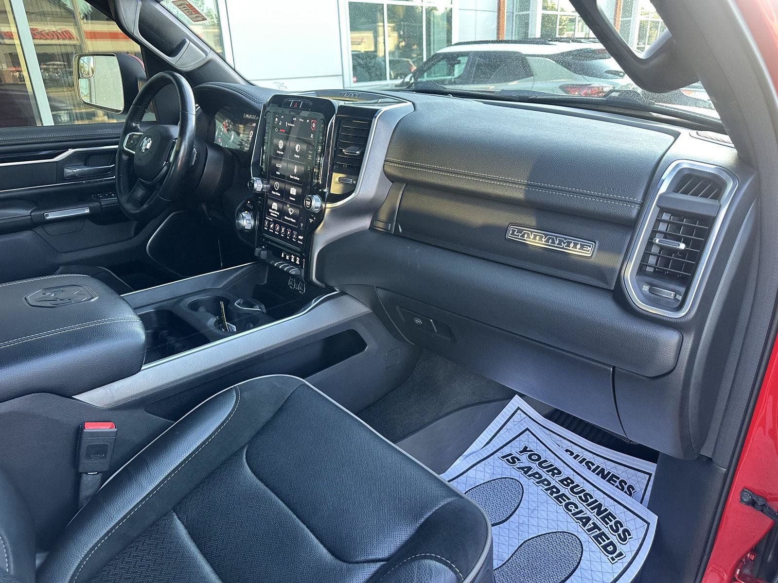 Used 2021 RAM 1500 Laramie w/ Sport Appearance Package AWD/4WD image 15