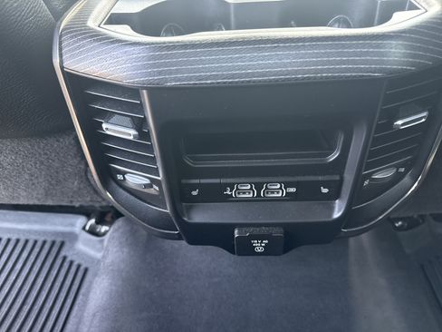 Used 2019 RAM 2500 Limited AWD/4WD image 14