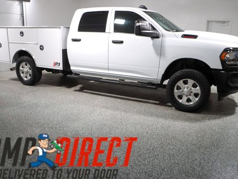 Used 2023 RAM 2500 Tradesman AWD/4WD image 6