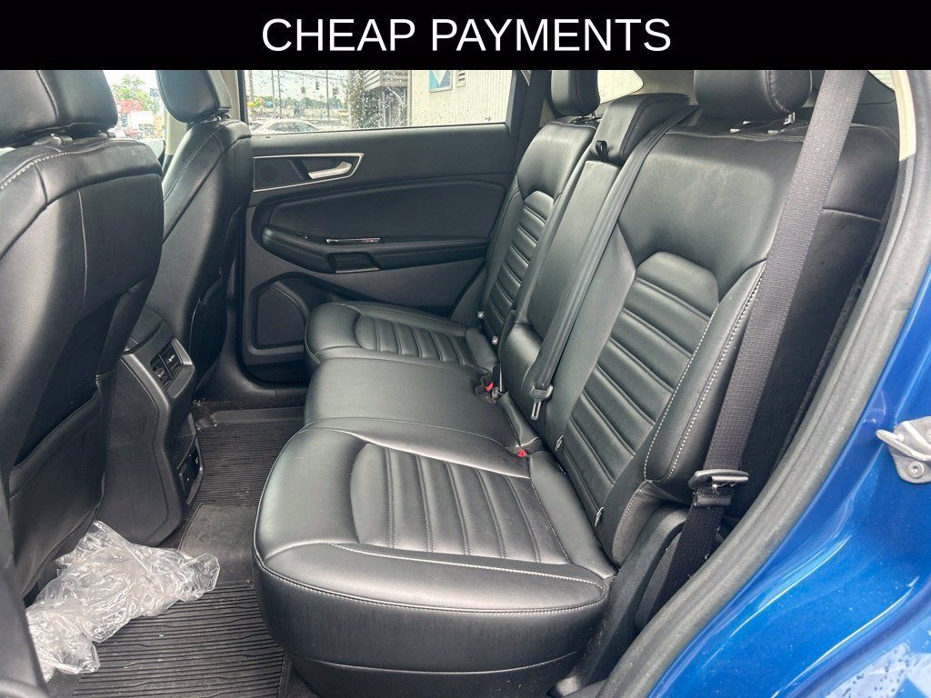 Used 2020 Ford Edge SEL w/ Convenience Package FWD image 8