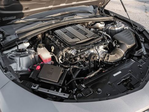 Used 2020 Chevrolet Camaro ZL1 image 54