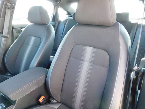 Used 2024 Honda Civic Sport image 14