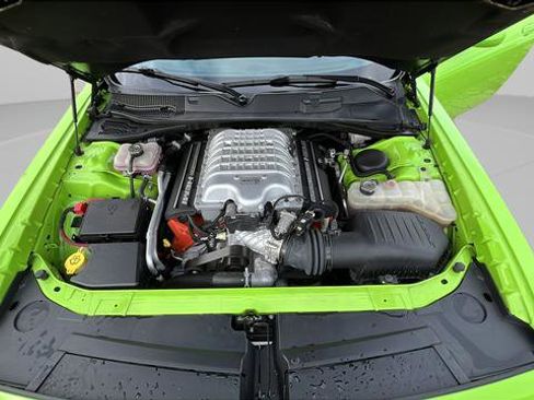 Used 2015 Dodge Challenger SRT Hellcat image 29